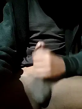 Snapshot of HomeCum chatting on 02-12-25, 01:52 HomeCum online show from 02-12-25, 01:52