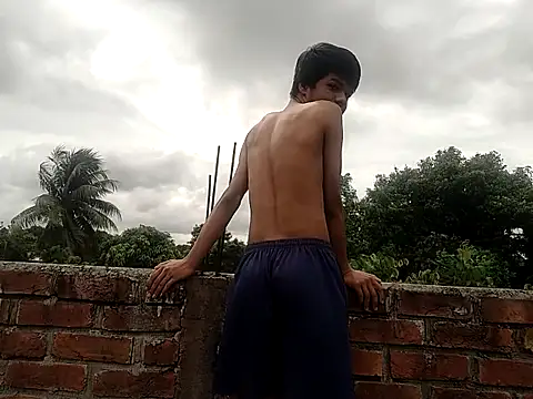 Snapshot of HomeCum chatting on 09-16-25, 07:31 HomeCum online show from 09-16-25, 07:31