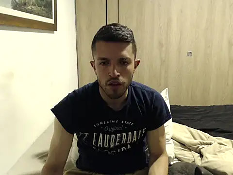 Snapshot of nickzeus98 chatting on 07-02-26, 04:07 nickzeus98 online show from 07-02-26, 04:07