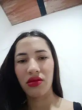 Snapshot of -Nicol chatting on 05-28-26, 10:01 -Nicol online show from 05-28-26, 10:01