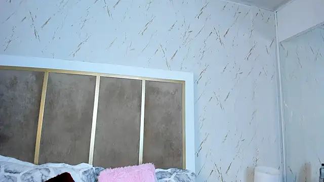 Snapshot of IsabelaWoods chatting on 03-09-25, 04:27 IsabelaWoods online show from 03-09-25, 04:27