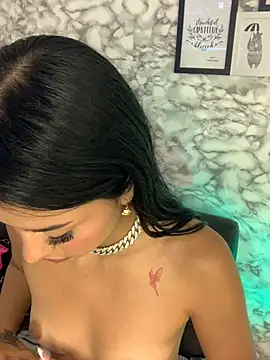 Miss karol online show from 02-07-26, 06:11