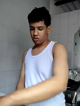 Snapshot of Santiago-Thompson chatting on 02-14-25, 03:36 Santiago-Thompson online show from 02-14-25, 03:36