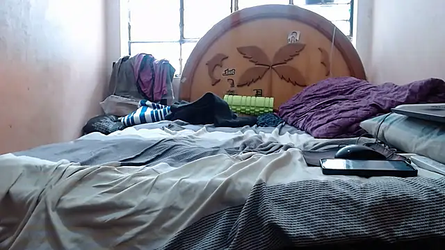 Snapshot of nakedlima chatting on 01-05-26, 05:27 nakedlima online show from 01-05-26, 05:27