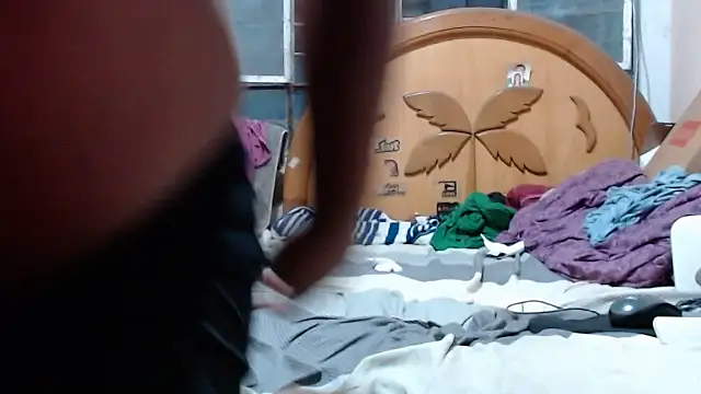 Snapshot of nakedlima chatting on 02-12-26, 01:00 nakedlima online show from 02-12-26, 01:00