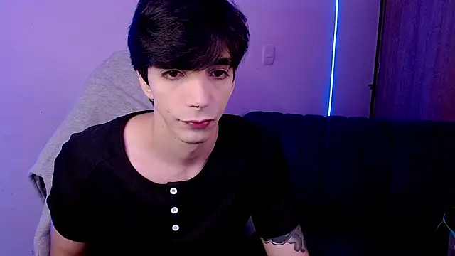 H3ll B0I online show from 05-21-26, 05:03