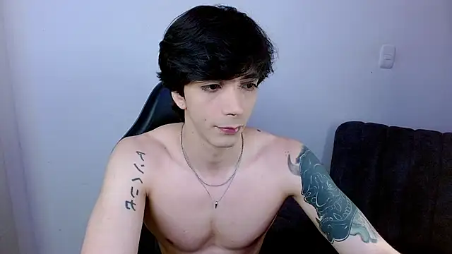 H3ll B0I online show from 06-14-26, 03:08