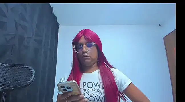 Snapshot of monsterdickcessy_22cm chatting on 02-14-25, 02:44 monsterdickcessy 22cm online show from 02-14-25, 02:44