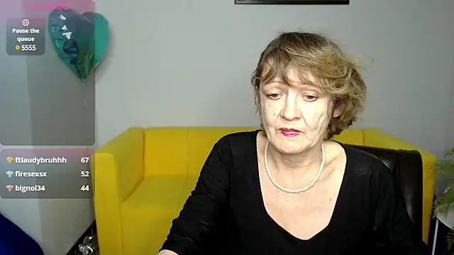 Snapshot of SexyGrandma_ chatting on 02-25-25, 05:36 SexyGrandma  online show from 02-25-25, 05:36