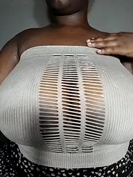 Snapshot of owamiee chatting on 02-16-25, 09:27 owamiee online show from 02-16-25, 09:27