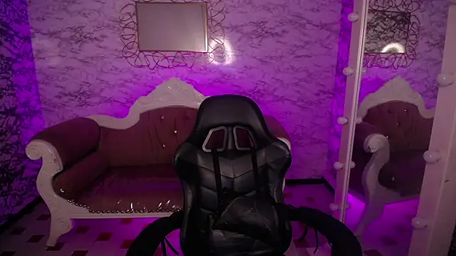 Snapshot of Hela_v chatting on 03-06-25, 12:09 Hela v online show from 03-06-25, 12:09