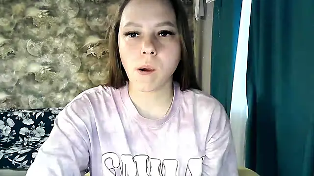 Snapshot of Misssweet_s chatting on 06-01-26, 04:41 Misssweet s online show from 06-01-26, 04:41
