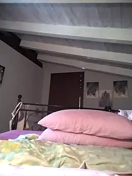 divinaerotica online show from 04-21-26, 03:50