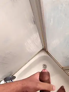 Snapshot of Heavy_Daddyy chatting on 03-10-25, 09:32 Heavy Daddyy online show from 03-10-25, 09:32