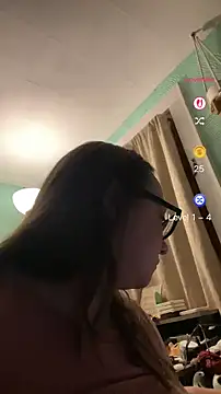 JuicyLuciee online show from 02-28-25, 12:54