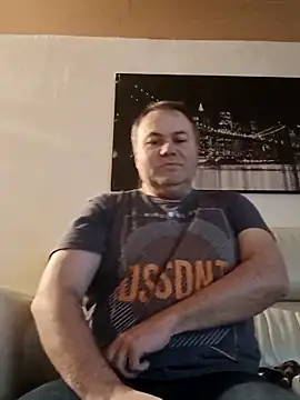 Pourleplasirs online show from 02-14-25, 10:25