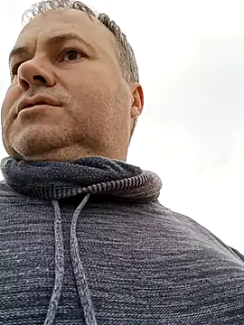 Pourleplasirs online show from 11-13-25, 11:42