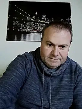 Pourleplasirs online show from 11-20-25, 09:25