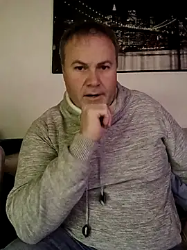 Pourleplasirs online show from 11-30-25, 09:30