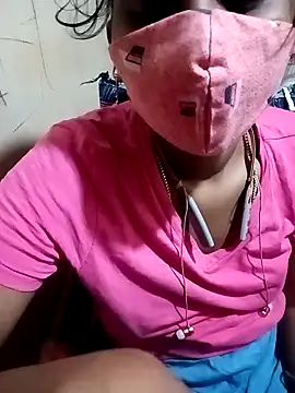 Snapshot of Tamil_roja17 chatting on 03-04-25, 05:24 Tamil roja17 online show from 03-04-25, 05:24