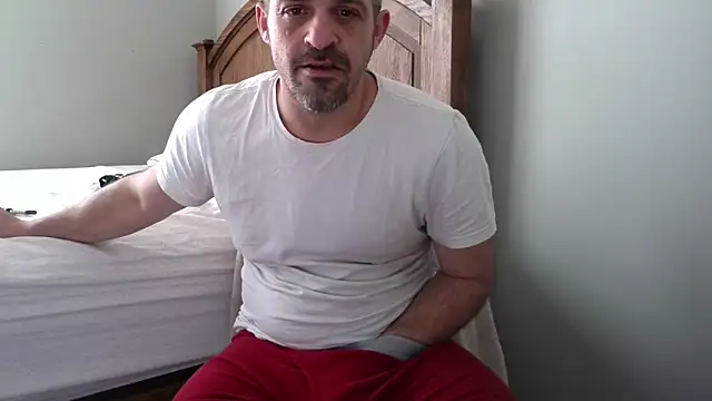 Snapshot of Troyt87 chatting on 04-08-26, 03:12 Troyt87 online show from 04-08-26, 03:12