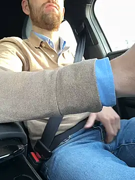 Snapshot of bullyboyy chatting on 02-19-25, 08:22 bullyboyy online show from 02-19-25, 08:22