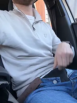 Snapshot of bullyboyy chatting on 03-17-25, 09:01 bullyboyy online show from 03-17-25, 09:01