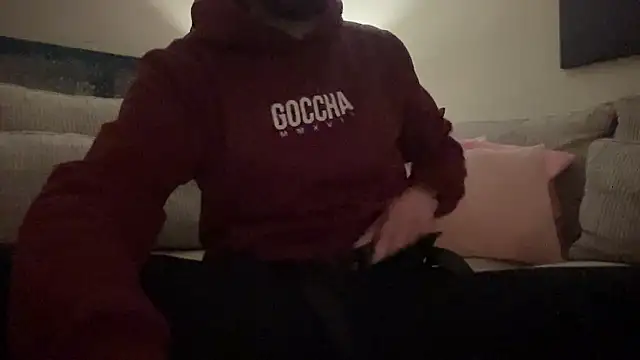 Snapshot of bullyboyy chatting on 01-07-26, 04:42 bullyboyy online show from 01-07-26, 04:42
