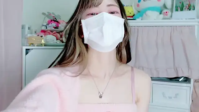 Megu-mimi online show from 03-10-25, 04:35