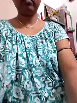 Cute Jiyaa online show from 01-14-26, 11:42