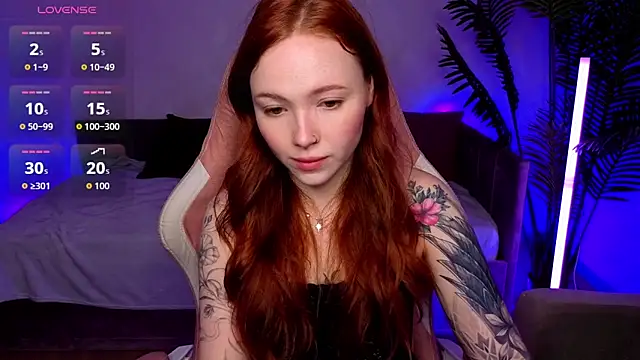 Maya Light online show from 04-02-26, 01:58