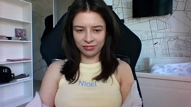 LariceSexy online show from 11-22-25, 01:21