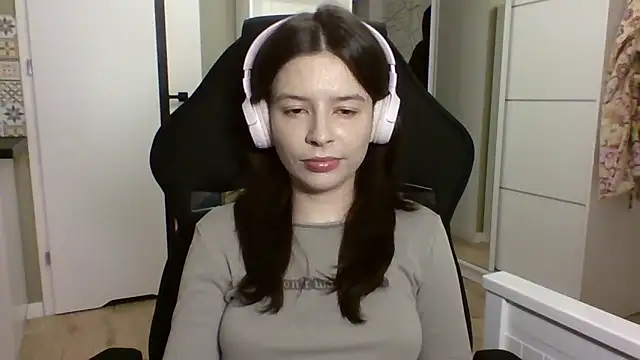 LariceSexy online show from 04-12-26, 06:13