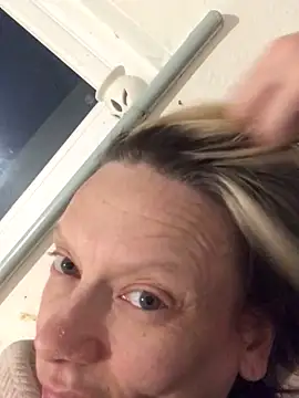 blondey206 online show from 03-11-26, 10:16