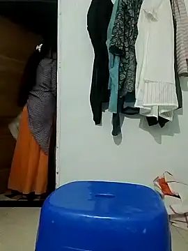 Snapshot of saaniya chatting on 03-03-25, 05:50 saaniya online show from 03-03-25, 05:50