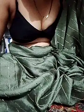 Snapshot of saaniya chatting on 09-14-25, 07:24 saaniya online show from 09-14-25, 07:24