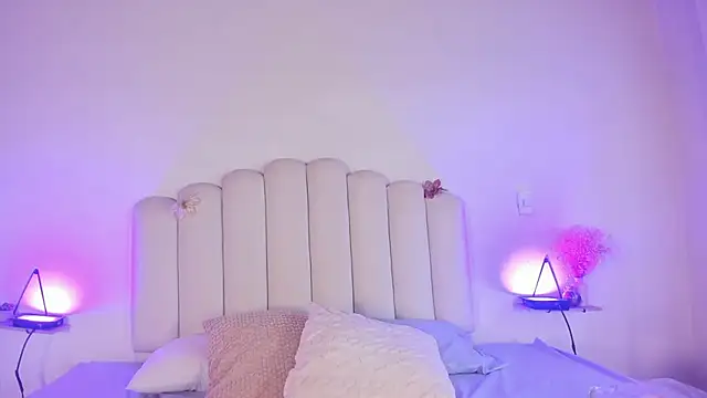 Zaira Rose  online show from 01-17-26, 01:16