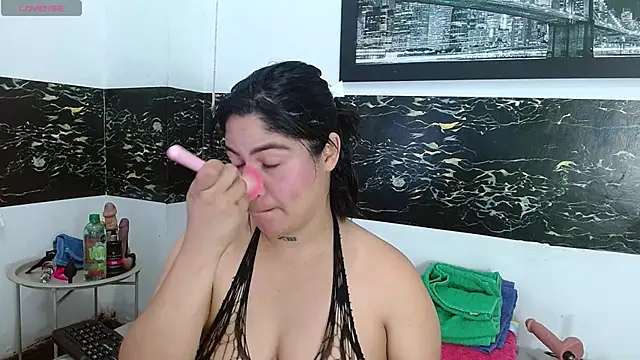 hornny cougar online show from 04-27-26, 07:01