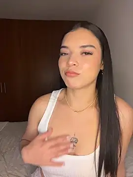 Snapshot of eileensophi chatting on 04-20-26, 02:14 eileensophi online show from 04-20-26, 02:14