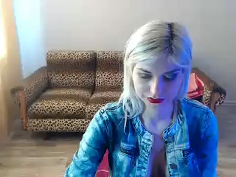 SexyBeatriice online show from 03-01-25, 10:24