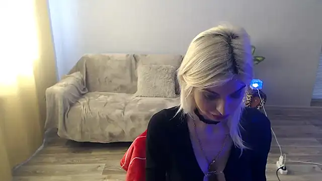 SexyBeatriice online show from 03-31-26, 06:25