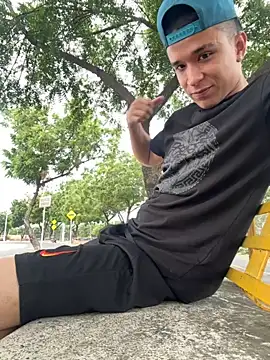 arevalo1124 online show from 11-18-25, 09:30