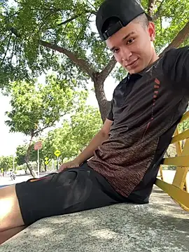 arevalo1124 online show from 11-22-25, 03:00