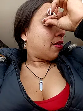 kamila lovee online show from 10-02-25, 03:52