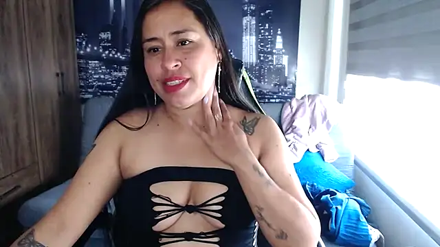 kamila lovee online show from 11-10-25, 07:57