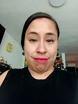 kamila lovee online show from 12-17-25, 08:15