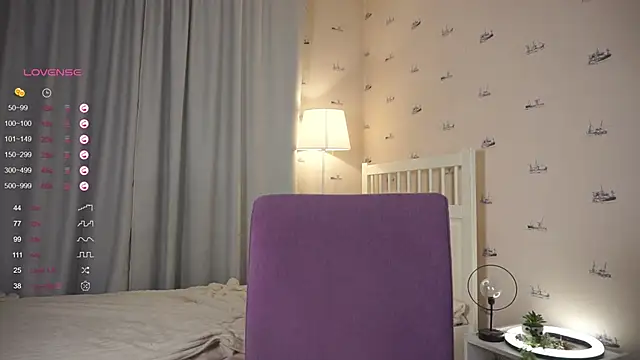 Snapshot of OdetteAven chatting on 03-06-25, 01:14 OdetteAven online show from 03-06-25, 01:14