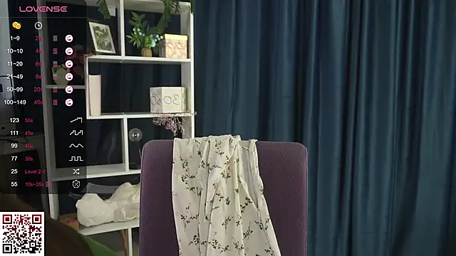 Snapshot of OdetteAven chatting on 03-09-25, 05:33 OdetteAven online show from 03-09-25, 05:33