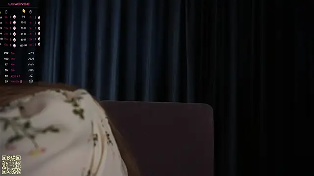 Snapshot of OdetteAven chatting on 03-22-25, 05:39 OdetteAven online show from 03-22-25, 05:39