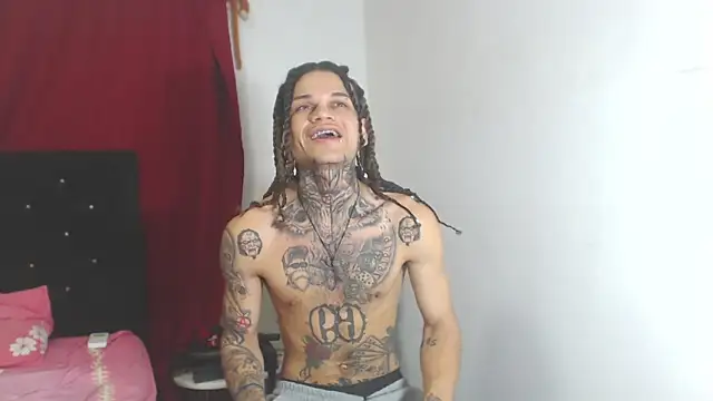 hot man05 online show from 03-16-25, 08:32